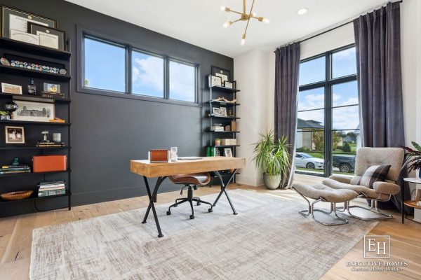 Custom home workspace | Executive Homes