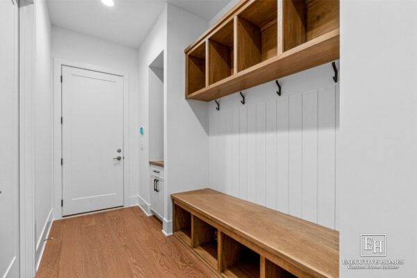 Dartmoor Way Built ins 2